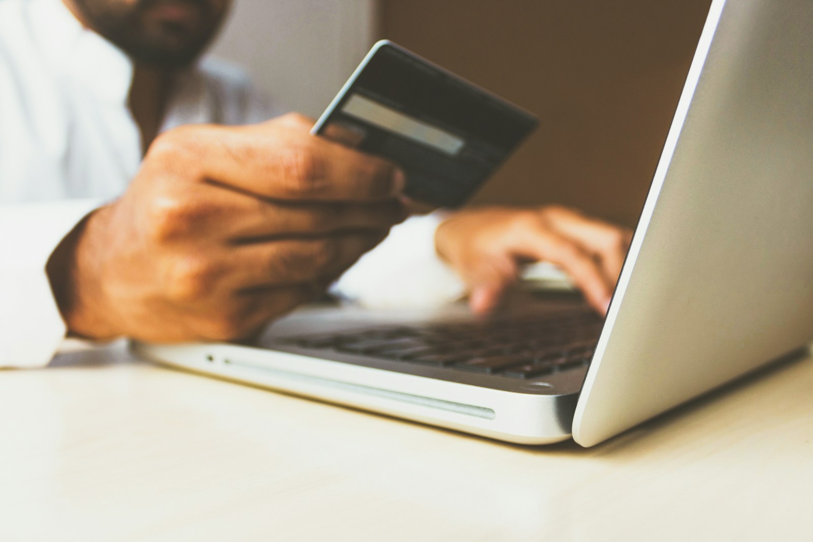 Telefonía IP e Intercomunicadores: Comunicación Total